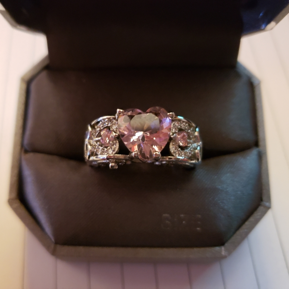 Pink heart ring